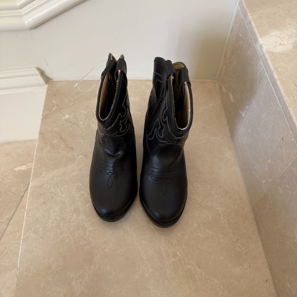 Black Western Cowboy Boots - Picture 4 of 4